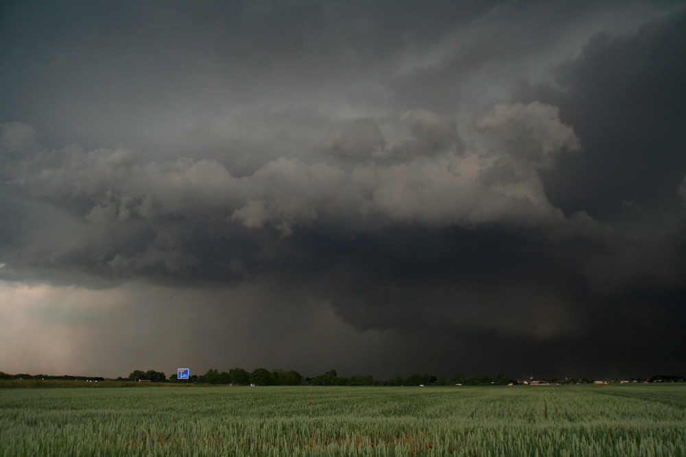 http://www.sturmwetter.de/bilder/200613_6.jpg