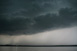 Über dem Starnberger See entwickelt sich eine Gewitterfront