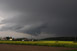 Turbulente und teilweise rotierende Wolkenformation, etwa ber dem nrdlichen Starnberger See